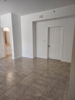Building Photo - 2138 Van Buren St