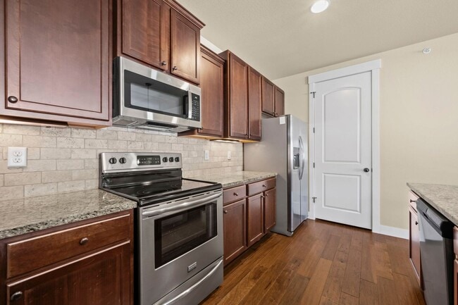 Building Photo - 5851 Dripping Rock Ln