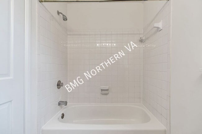 Building Photo - 3612 S Taylor St