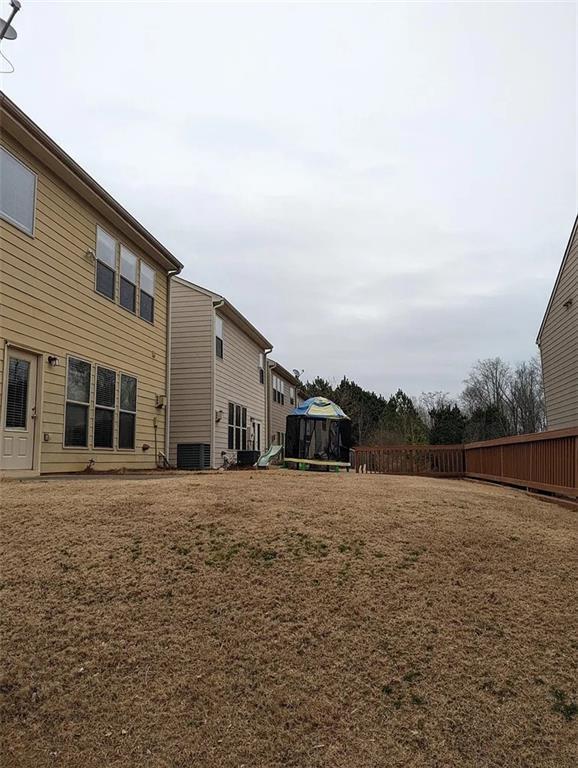 Building Photo - 2510 Thackery Ct