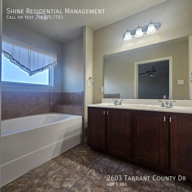 Building Photo - 2603 Tarrant County Dr