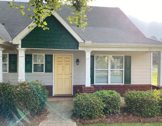 PRE-LEASING FOR JULY 10TH! 1/2 OFF SECURI... - PRE-LEASING FOR JULY 10TH!  1/2 OFF SECURI...