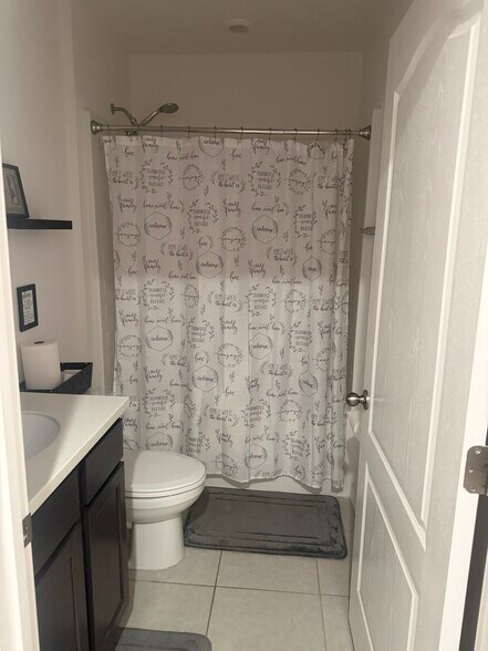 Bathroom - 12259 Chastain St