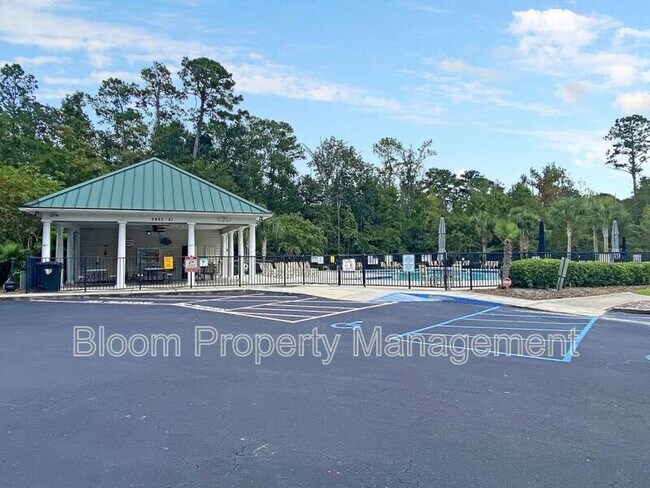 Building Photo - 9281 Ayscough Rd