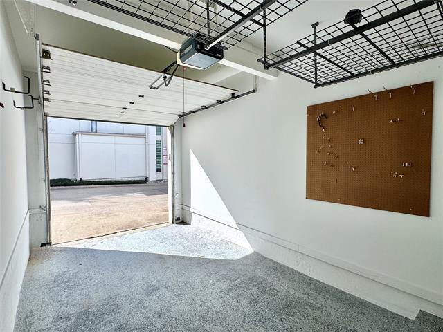 Building Photo - 4134 Travis St