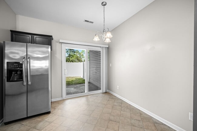 Building Photo - 525 Oyster Rock Ln