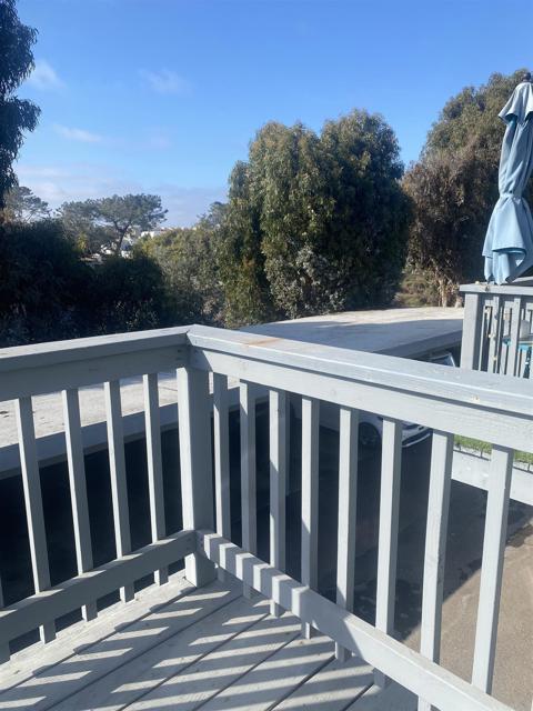 Building Photo - 721 S Cedros Ave