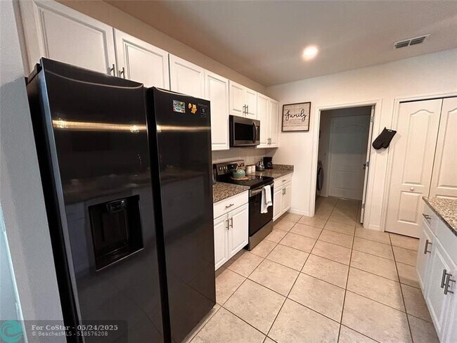 Building Photo - 1522 SE Flintlock Rd