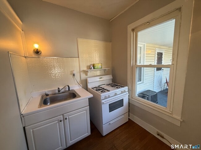 Building Photo - 55 Wetmore Ave