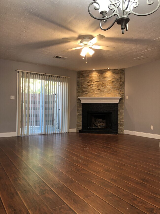 2944 b Bridge Rd 2944 b Bridge Rd Alpharetta GA 30009