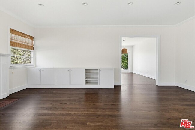 Building Photo - 3014 Sagamore Way