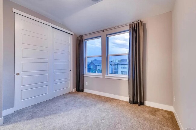 Building Photo - 1112 S Grant St