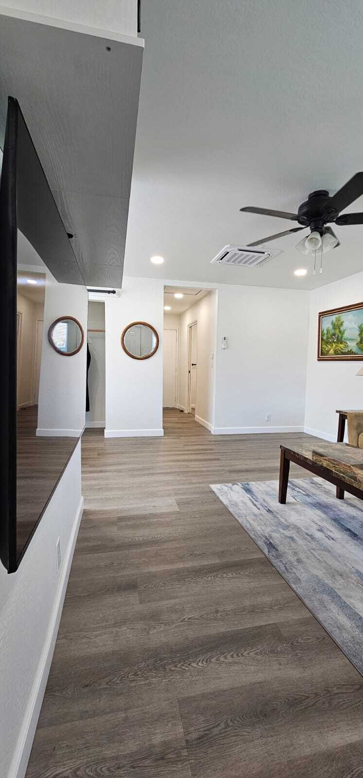 Building Photo - 451 Carneros Ave