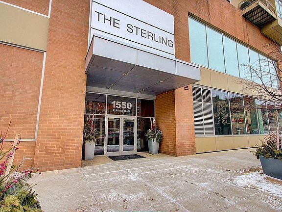 Building Photo - 1550 E Royall Pl