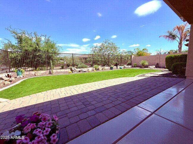 Building Photo - 3780 E Rakestraw Ln