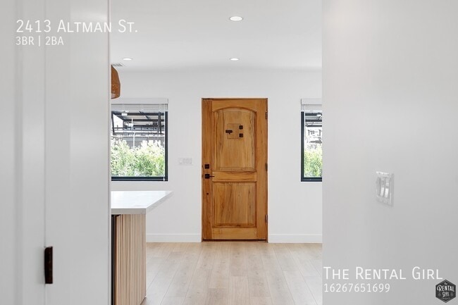 Building Photo - 2413 Altman St