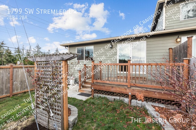 Building Photo - 1799 Stremler Dr