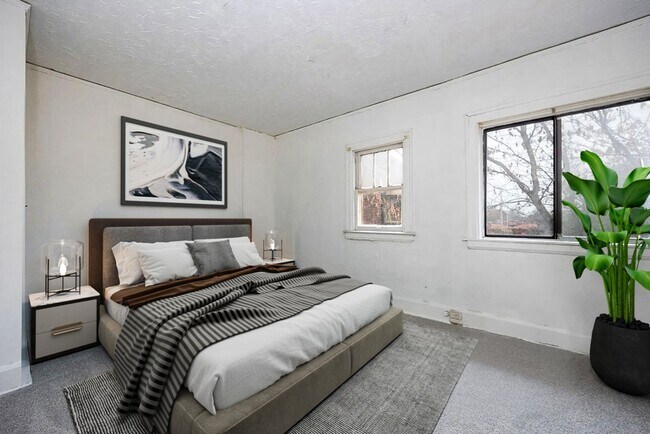 Building Photo - 4016 Hogarth St