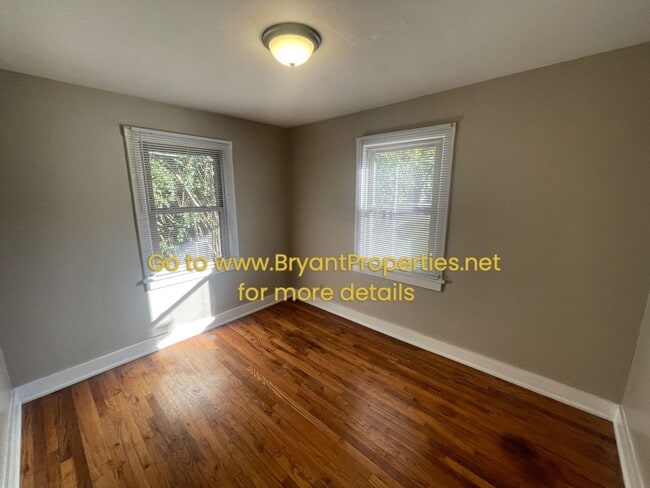 Building Photo - 250 Timmons St