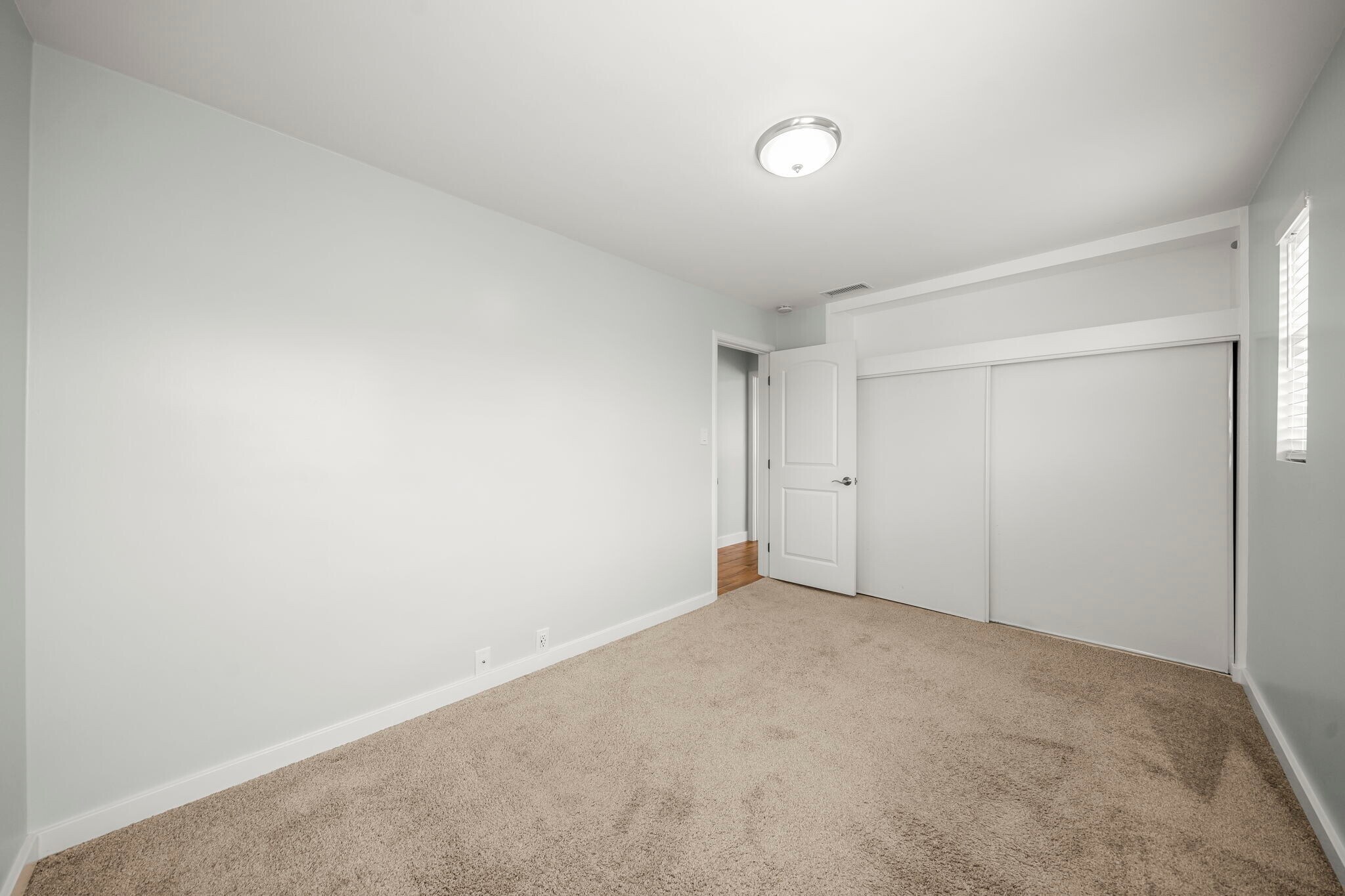 Building Photo - 6364 Osler St