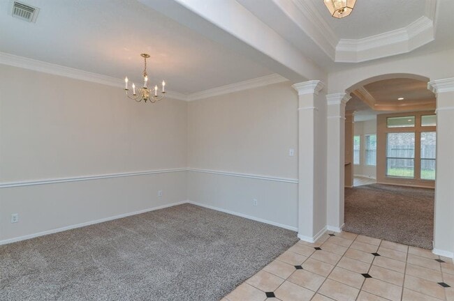 Building Photo - 211 Elana Ln