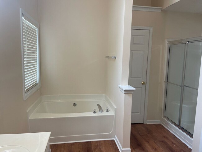 Building Photo - 3-Bedroom Ranch in Central Gwinnett