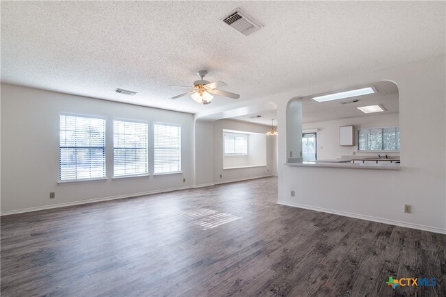 Building Photo - 1078 Stone Trail