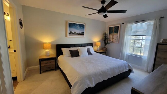 Building Photo - 5336 White Cliff Ln