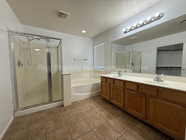 Building Photo - 9530 W Williams St