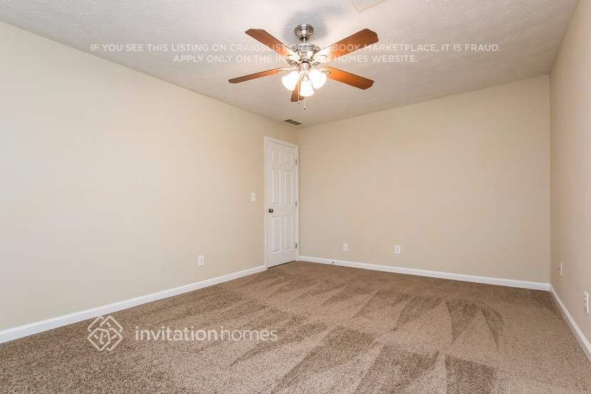 Building Photo - 5345 N Fork Dr SW