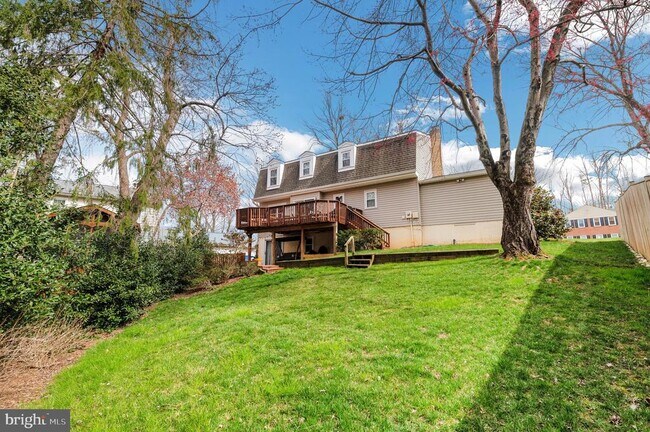 Building Photo - 8606 Etta Dr