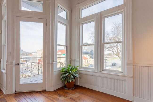 Building Photo - Cook Building (CB)