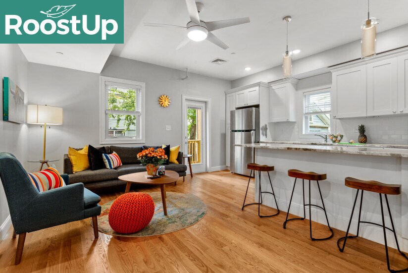 Building Photo - Furnished Bedroom with Private Bath in East Boston