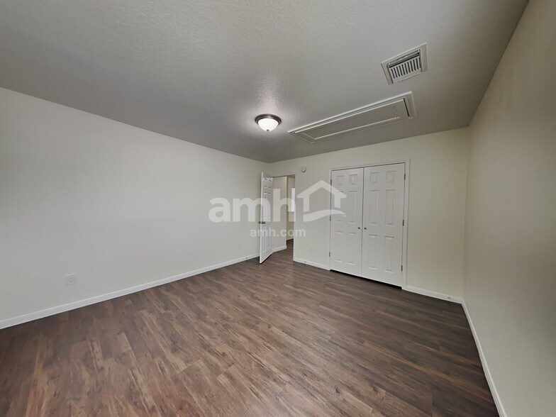 Building Photo - 31702 Regal Park Ct