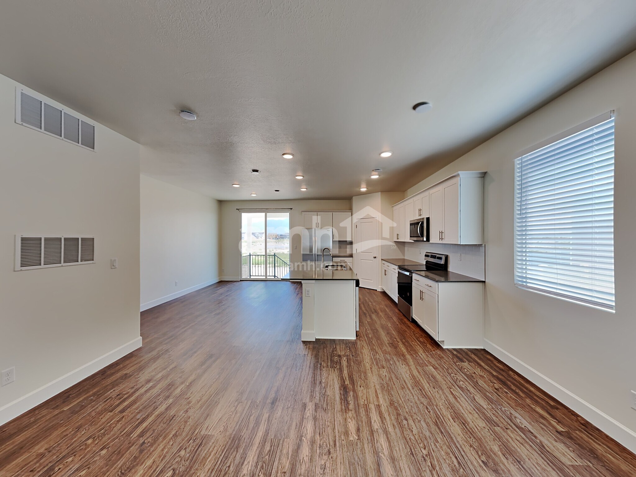 Building Photo - 3351 S 2580 W