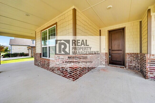 Building Photo - 4027 Quincy St
