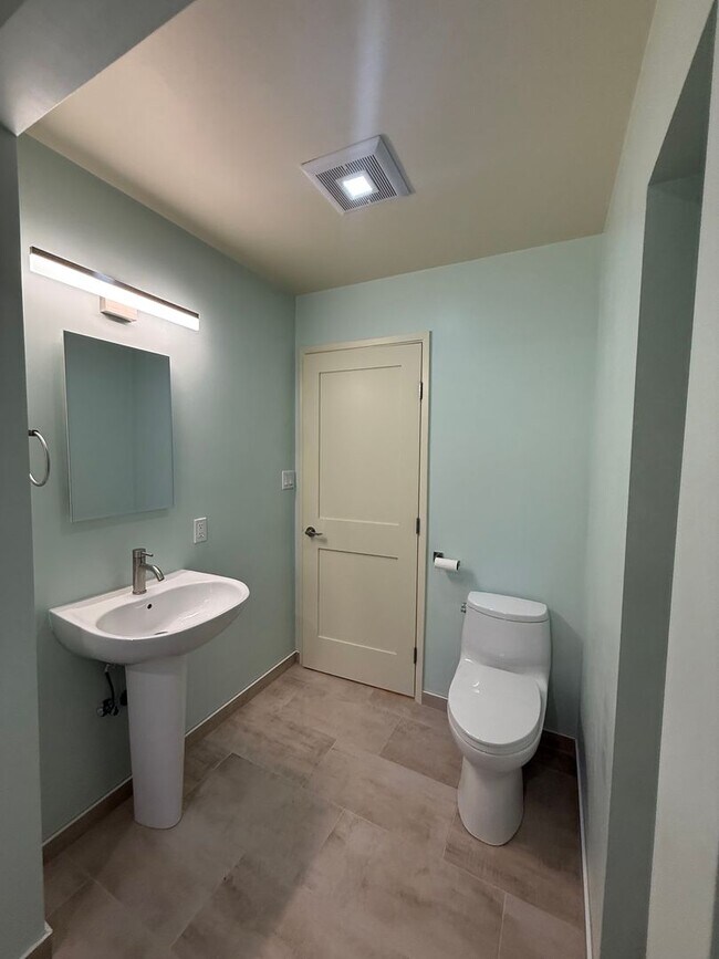 Building Photo - Panoramic Ocean View Home in Aptos!