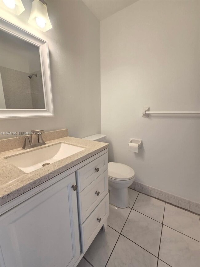 Building Photo - 15081 SW 127th Ct