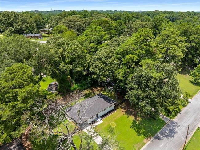 Building Photo - 4317 Brookside Dr