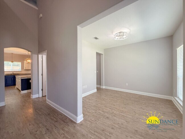 Building Photo - 8565 Holley Hills Cir