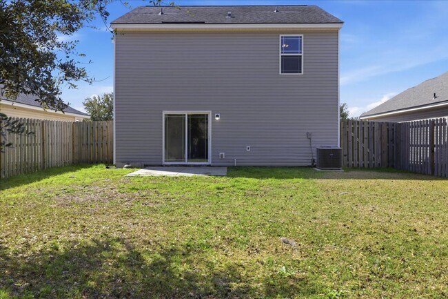 Building Photo - Private Backyard + Pet-Friendly Living Near Pooler & Savannah – Move-In Ready