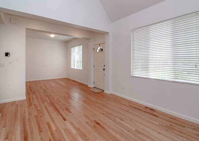 Building Photo - 1485 Bobs Hollow Ln