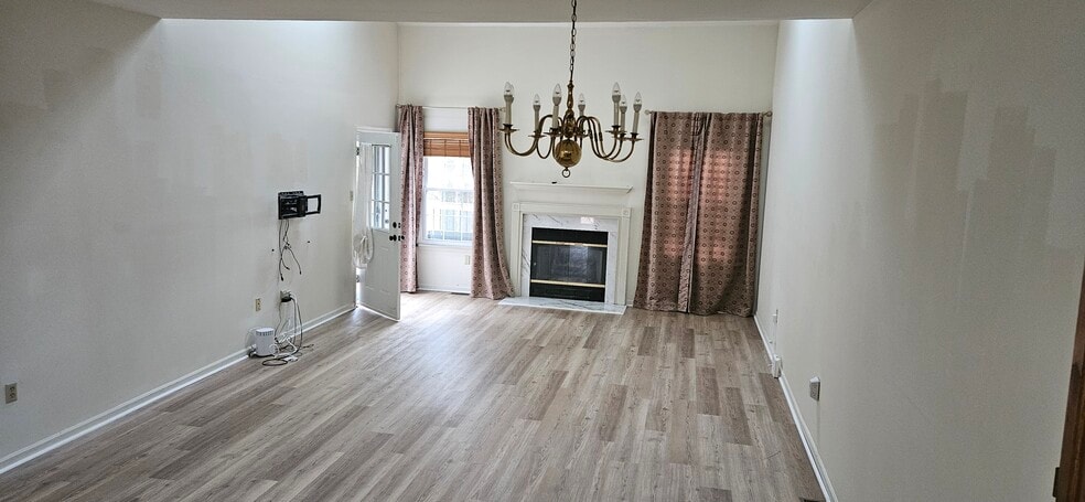 Building Photo - 34 Degas Cir