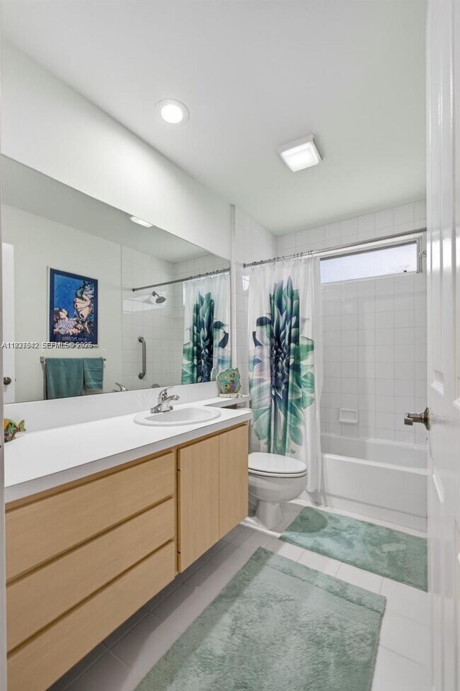 Building Photo - 7102 Geminata Oak Ct