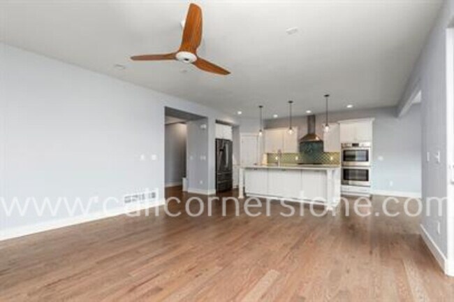 Building Photo - 314 Eclipse Dr