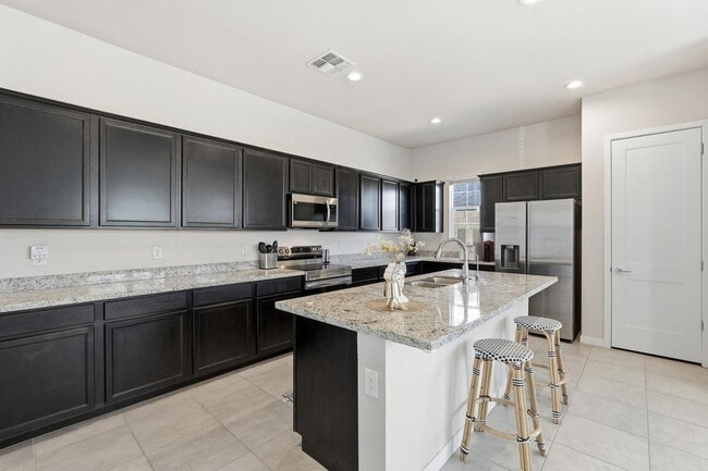 Building Photo - 1521 S Senate St