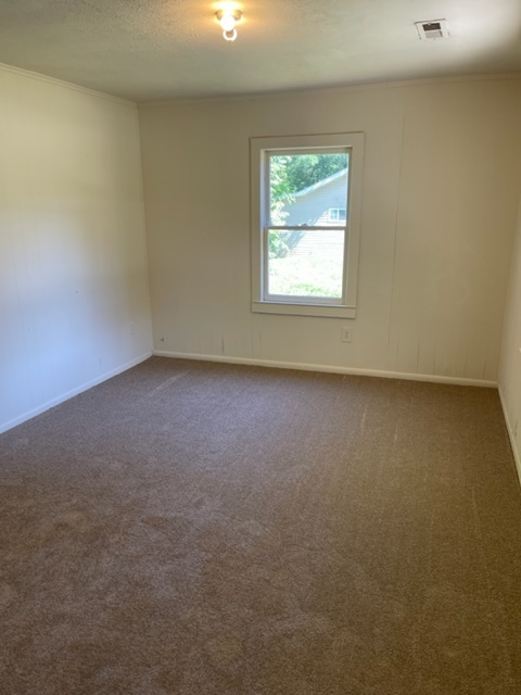 Building Photo - 608 Donaldson Rd
