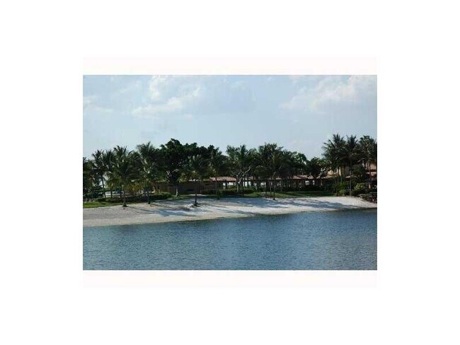 Building Photo - 10700 St