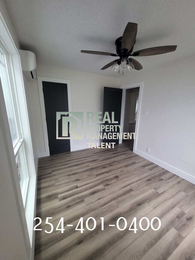Building Photo - 1213 S 37th St