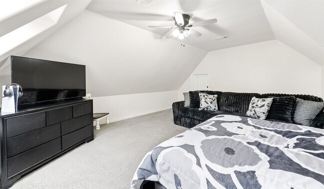 Building Photo - 109 Enchanted Dr
